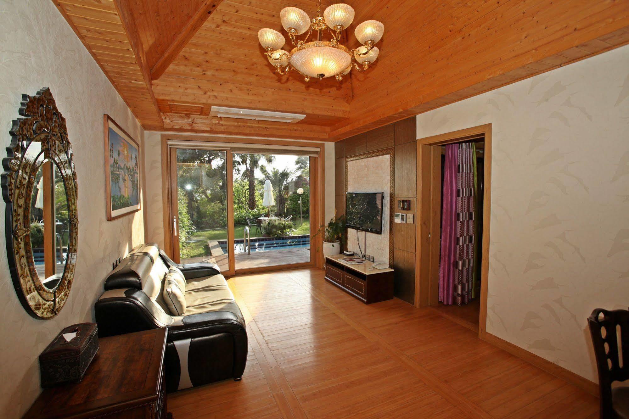 Palm Valley Resort Seogwipo Luaran gambar