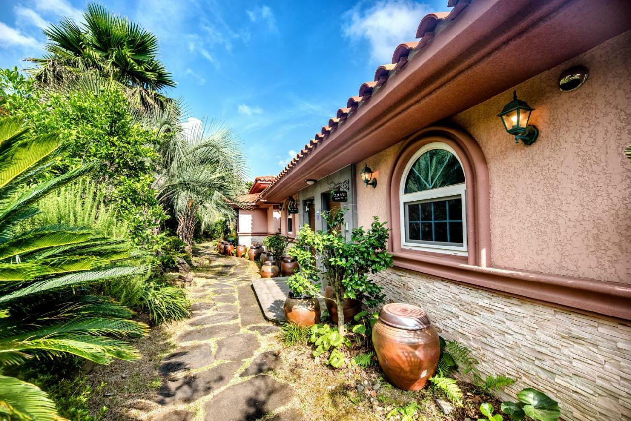 Palm Valley Resort Seogwipo Luaran gambar